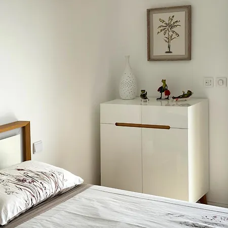 Apartmán Vue Exceptionnelle Avec Confort Moderne, Climatisation Et Parking *