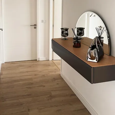 Vue Exceptionnelle Avec Confort Moderne, Climatisation Et Parking 아파트 *
