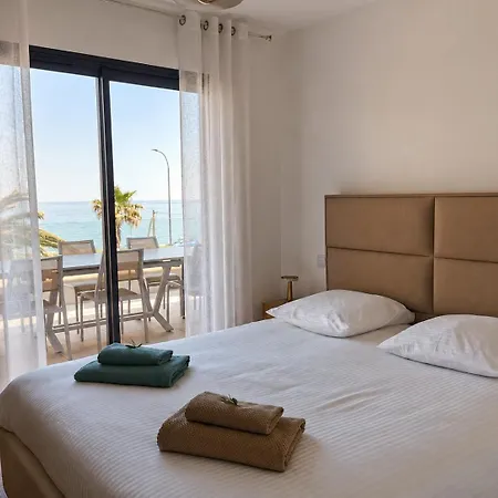 Vue Exceptionnelle Avec Confort Moderne, Climatisation Et Parking Apartmán *